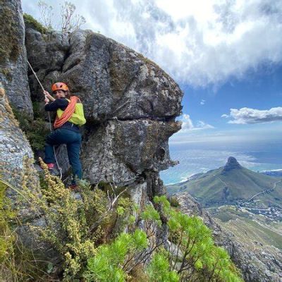  Thử Thách Vị Khách Ưa Mạo Hiểm: Leo lên Đỉnh Table Mountain ở Cape Town!